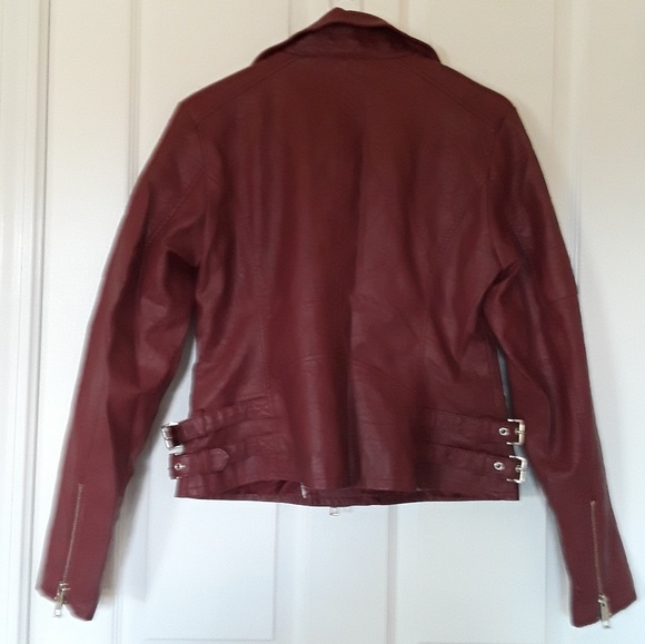 Womens Red Leather Jacket - Picture 4 of 4